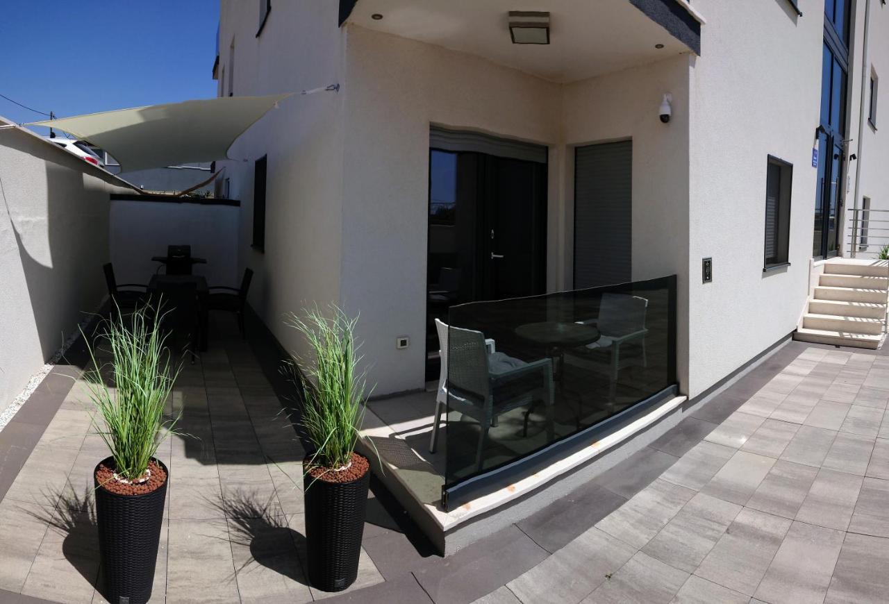 West Star Apartment Trogir Exterior photo